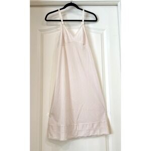 VTG Lorraine Long Maxi Beige Nylon Formal Full Slip Dress Gown Lingerie 34 Tall